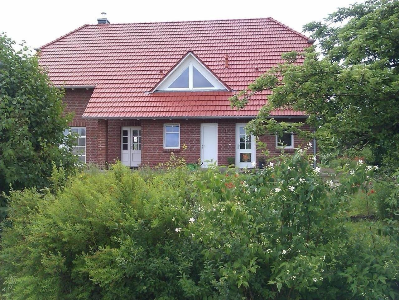 דירות Sehlen Ruhige Fewo Im Gruenen Mit Balkon, Terrasse Und Grossem Garten מראה חיצוני תמונה